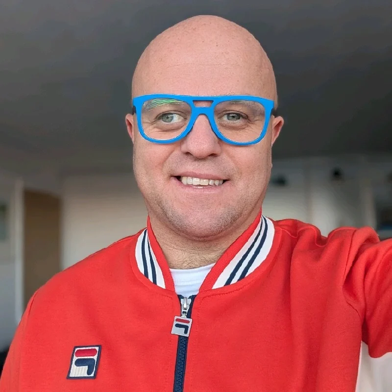 Luke — CELTA-qualified British native speaker and Teen Speaking Club host